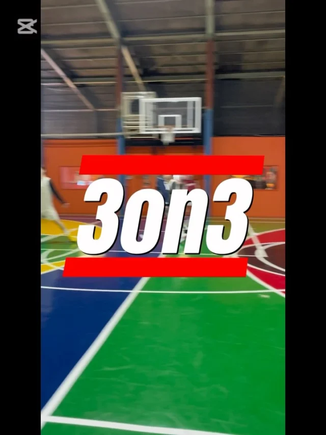 .
【HOOP7東大阪店21周年大会大会】

3/9(日)にHOOP7東大阪店
21周年大会が開催されました‼️

こちらの動画は21周年大会の3on3のハイライトです！！

過去最大規模の参加チーム39組
総勢約180名の方にご来店いただき
大会を盛り上げてくれた皆様
この場をお借りして
お礼申し上げます。
ありがとうございました❗️🙇‍♂️

そして飲食店出店にて
大会を盛り上げていただきました
『GB’sCAFE AREA4』様
@gbscafearea4 

大会協賛品のご提供と
バスケットシューズ相談会など
大会を盛り上げていただきました
スポーツデポ様

DJとして
大会を盛り上げていただきました
『TOD-K』様

本当にありがとうございました❗️☺️

また、今大会の協賛として
多数の景品をご提供していただきました
皆様もご紹介させていただきます。

『コカコーラボトラーズジャパン株式会社』様より
•折り畳み自転車
•ドリンク他

『スポーツデポ』様より
•TACHIKARAバスケットボール2球
•500円引き商品割引券

#Airwalk  #エアウォーク　#newbalance　
#ディスカスアスレチック　
#ワタミ#A&F #ゼビオ　#コカコーラ

#hoop7 #hoop7東大阪 #hoop7堺 #フープセブン #フープ7 #バスケ #バスケットボール #バスケットコート #大阪バスケ  #社会人バスケ  #学生バスケ